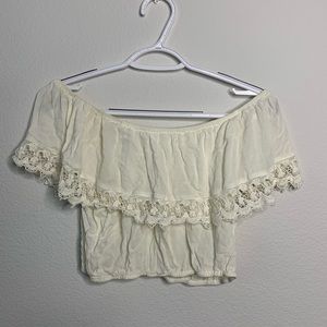 Over shoulder crop top